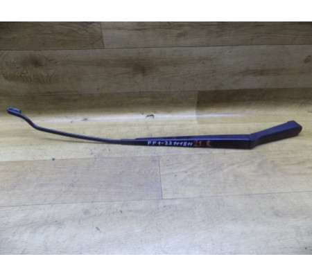 Рычаг стеклоочистителя передний правый, Ford Focus 1, XS4117526BC