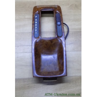 Накладка рычага АКПП с кнопками 90459382 Opel Omega B