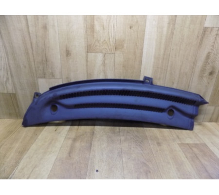 Накладка под лобовое стекло левая, Opel Corsa B, 90532343