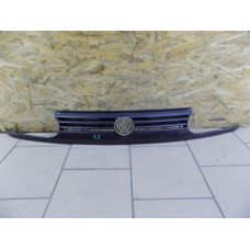 Решетка радиатора, Volkswagen Golf 3, 1H6853653