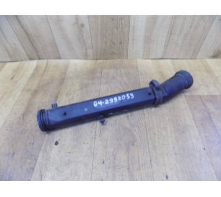 Патрубок системы охлаждения, Volkswagen Golf 4, 032121065D